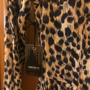 Amazing leopard dress!